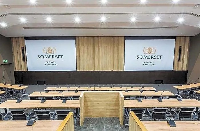 Отель Somerset Ekamai